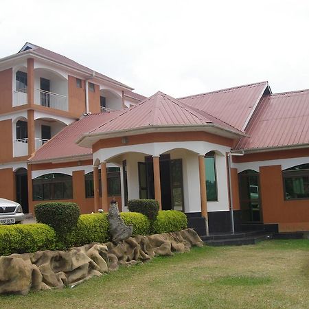 Rays Hotel Mbarara Εξωτερικό φωτογραφία