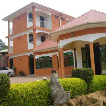 Rays Hotel Mbarara Εξωτερικό φωτογραφία