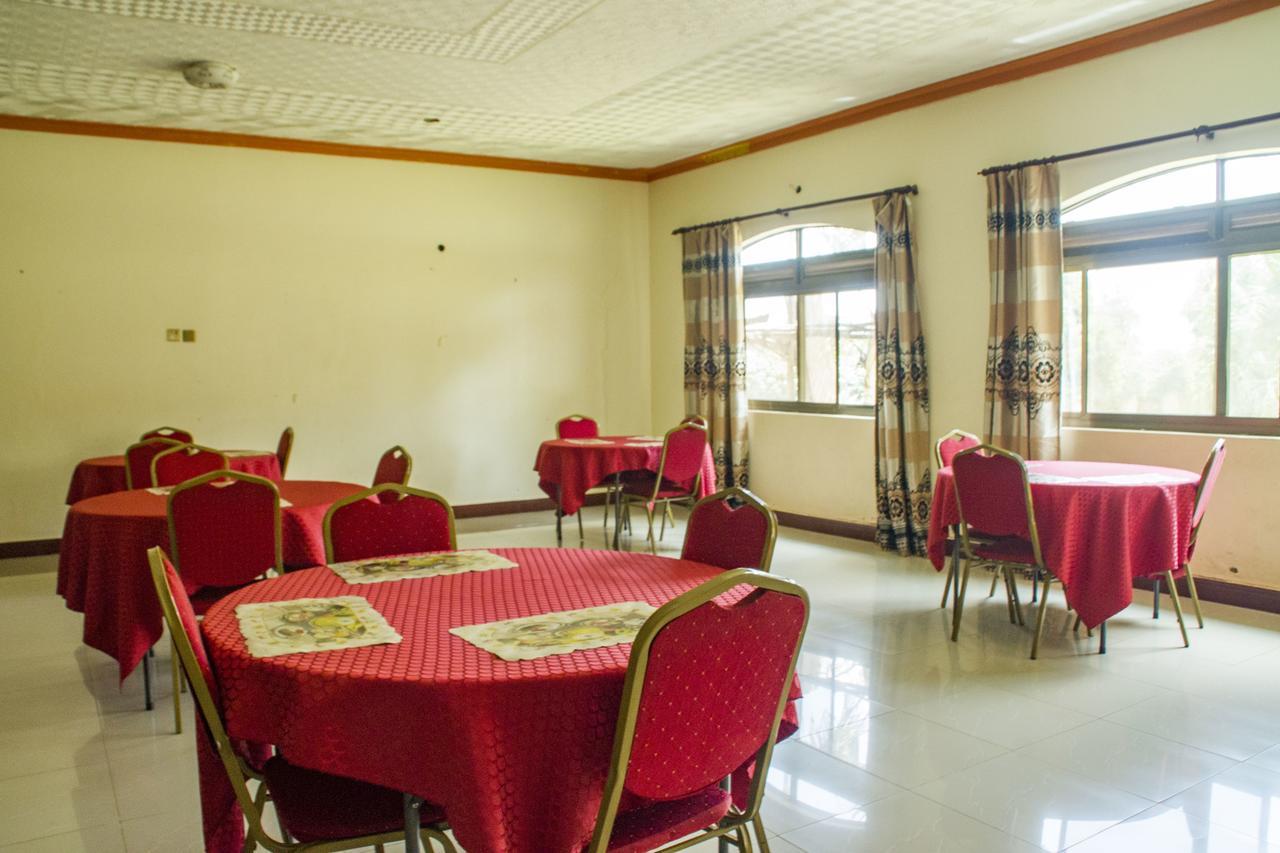 Rays Hotel Mbarara Εξωτερικό φωτογραφία